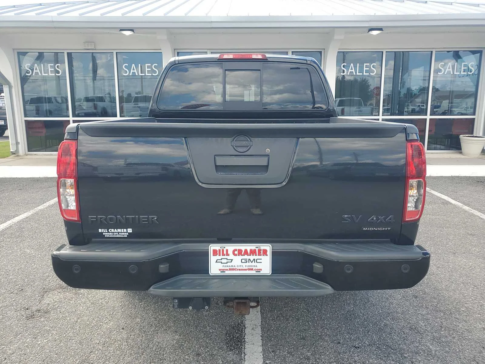 Used 2020  Nissan SV image 5