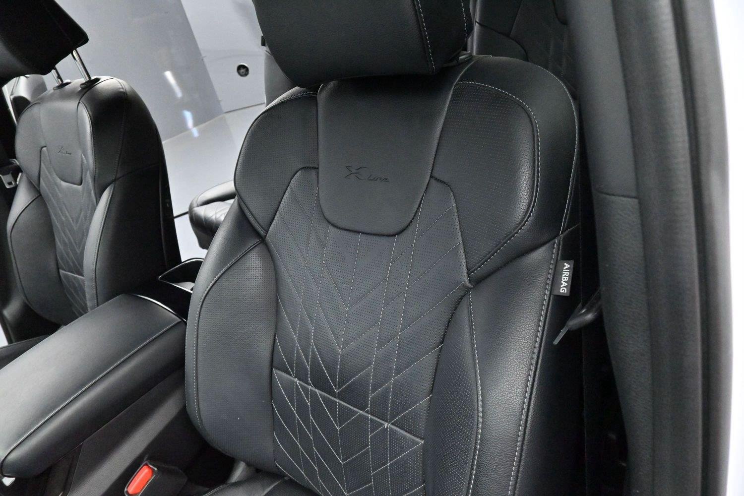 Used 2023 Glacial White Pearl Kia SX X-Line image 16