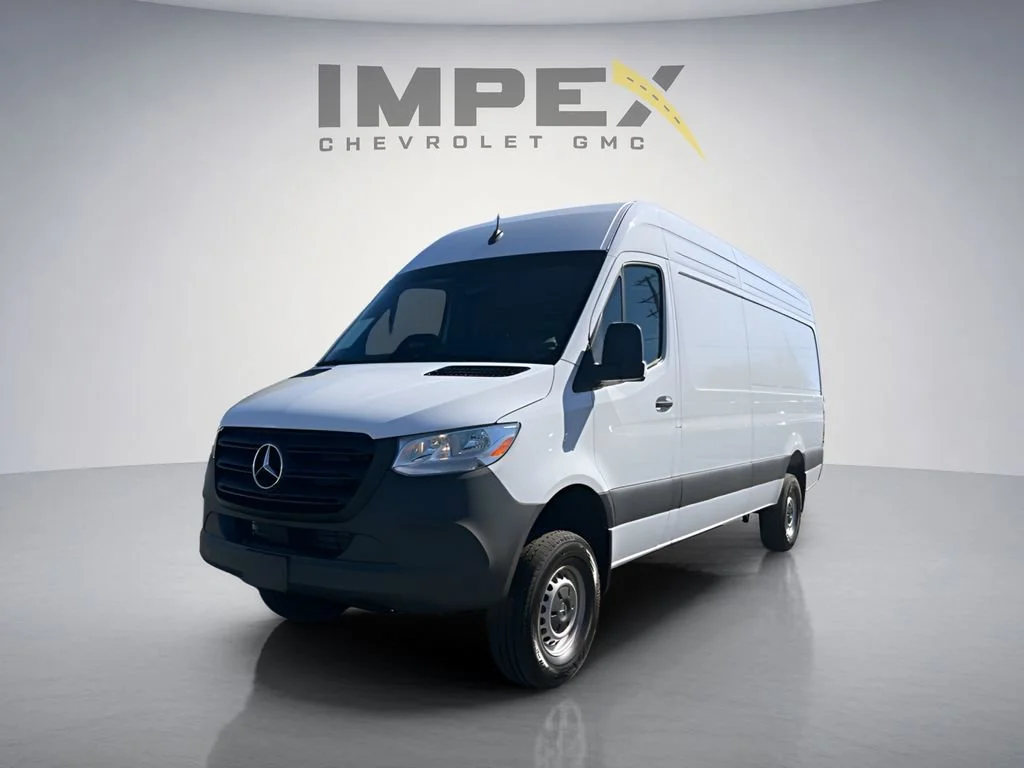 Used 2025 White Mercedes-Benz  image 1