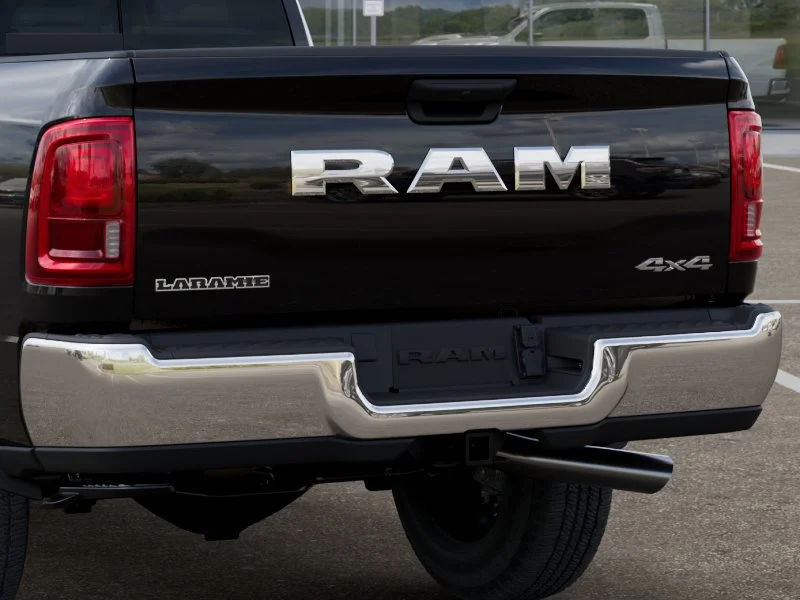 New 2026 Diamond Black Crystal Pearl-Coat Exterior Paint RAM Laramie image 21