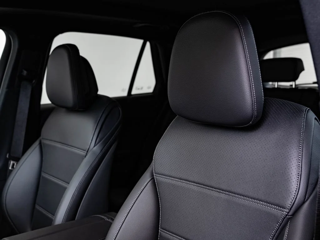 New 2026 Cirrus Silver Metallic Mercedes-Benz GLC 300 image 24