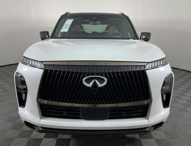 New 2027 White INFINITI Autograph 4WD image 2