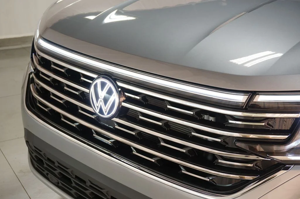 New 2026 Silver Mist Volkswagen 2.0T SEL image 38