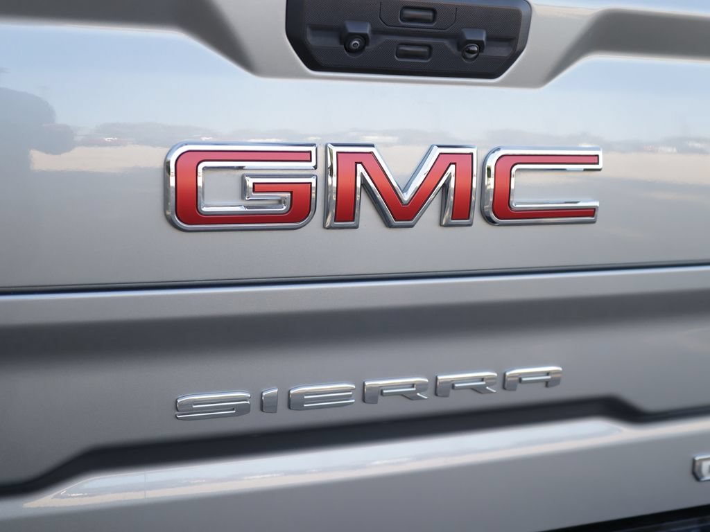 Used 2024 Sterling Metallic GMC Elevation image 32