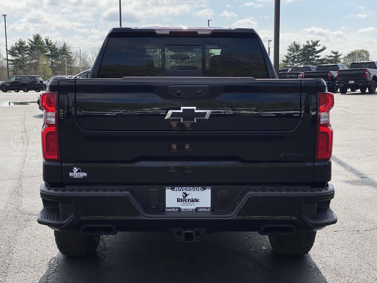 2026 Chevrolet Silverado 1500 RST - Photo 10