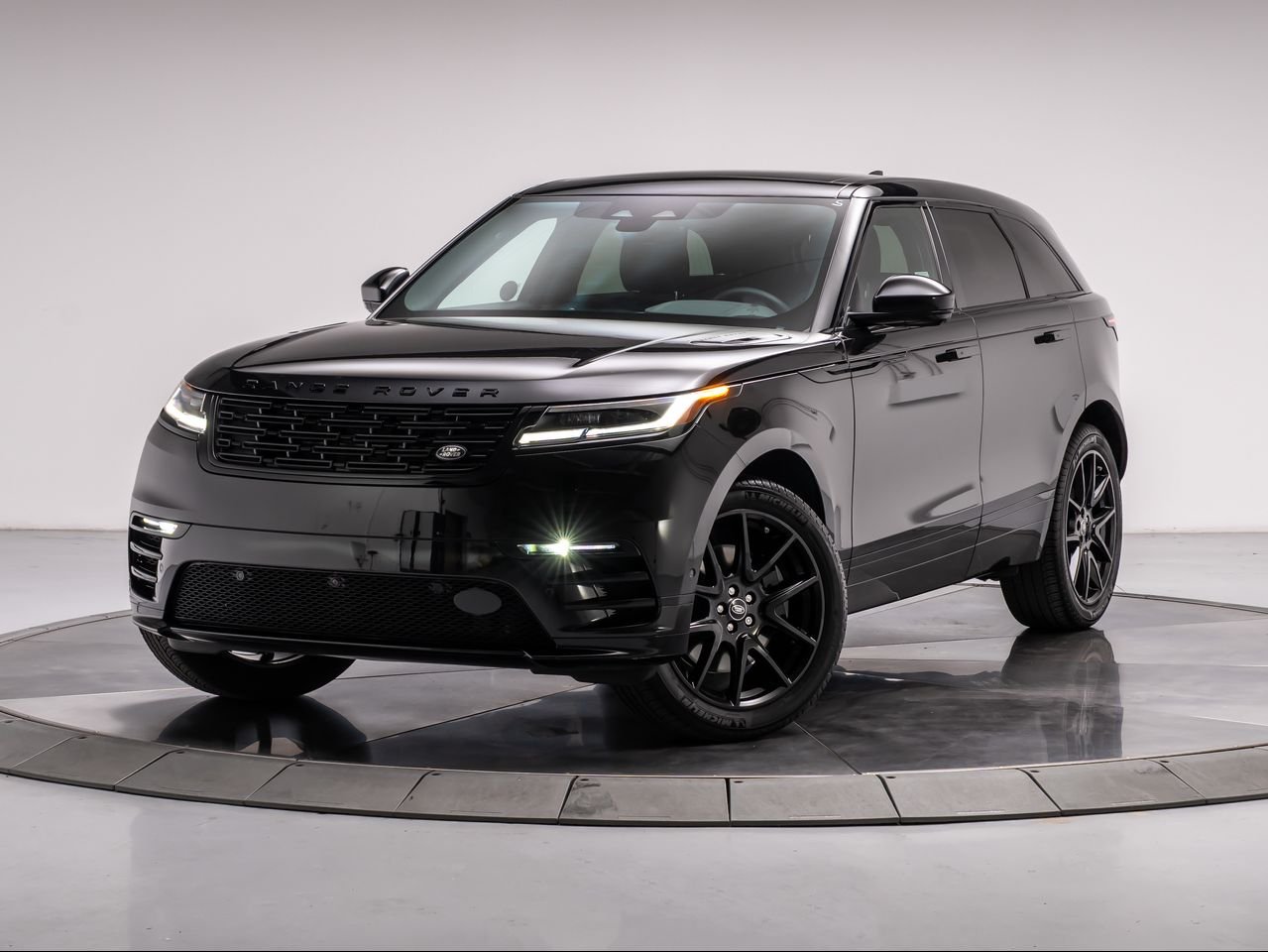 2026 Land Rover Range Rover Velar