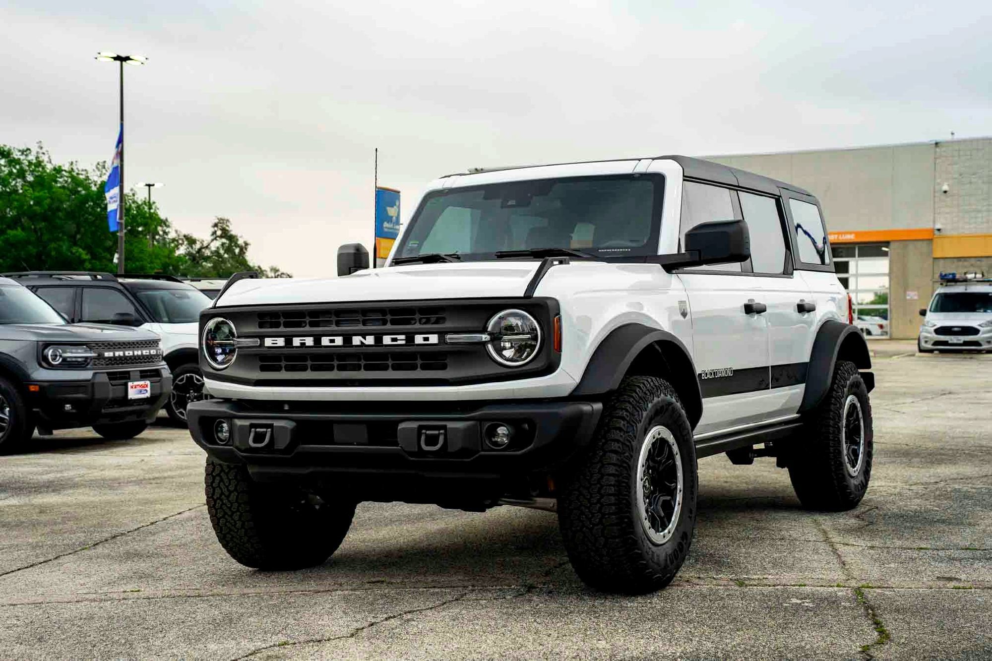 New 2025 Oxford White Ford Big Bend image 7