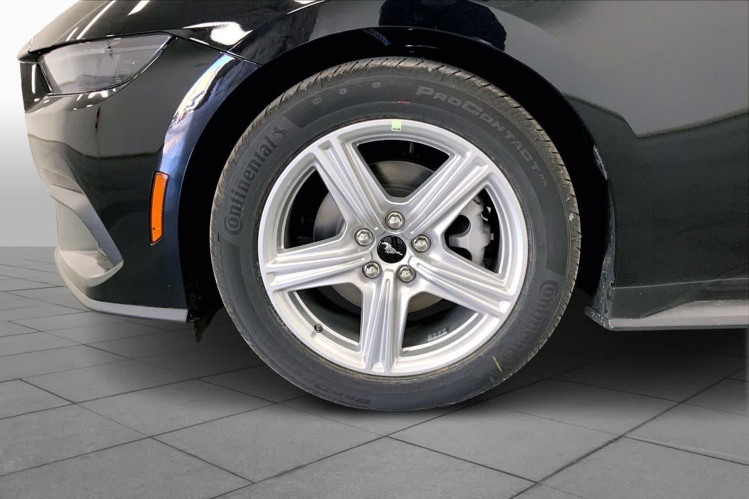 New 2026 Shadow Black Ford EcoBoost® Fastback image 9