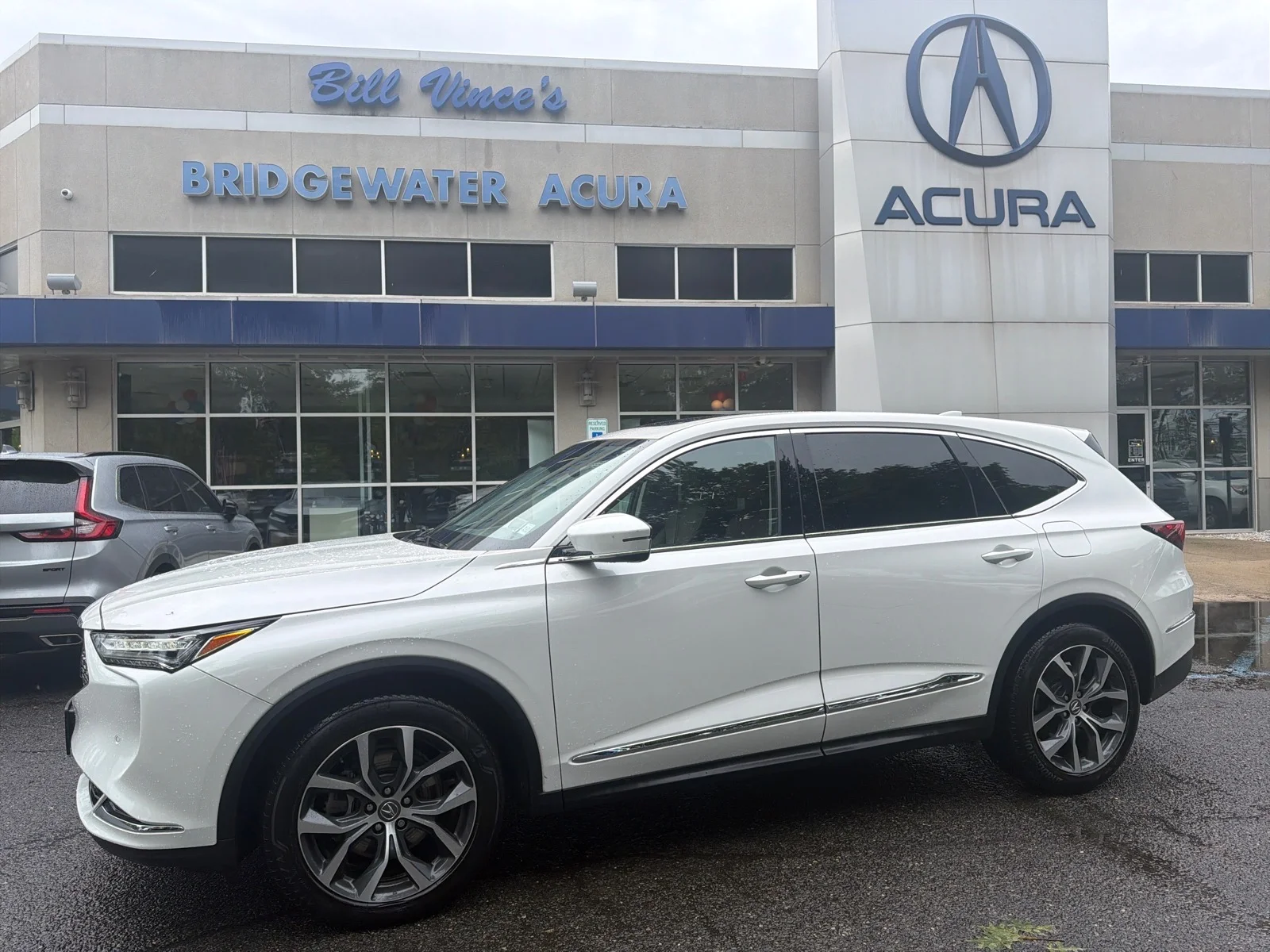 2023 Acura MDX SH-AWD w/Technology Package's photo