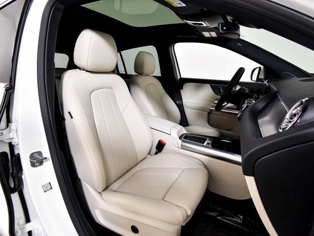 New 2026 Polar White Mercedes-Benz GLA 250 image 69