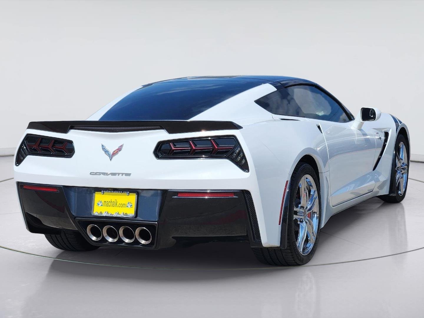 2016 Chevrolet Corvette Stingray photo 5 of 32