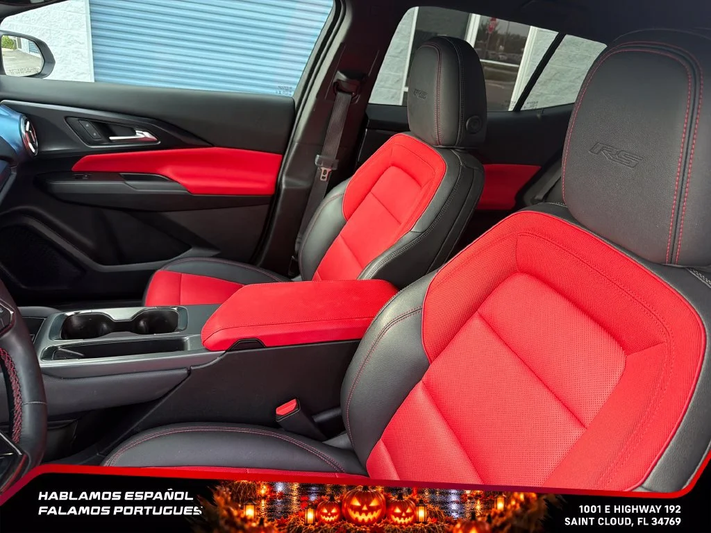 Used 2024 Summit White Chevrolet 2RS image 16