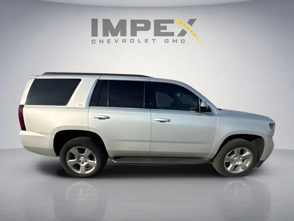 Used 2018 SILVER ICE METALLIC Chevrolet LT image 6