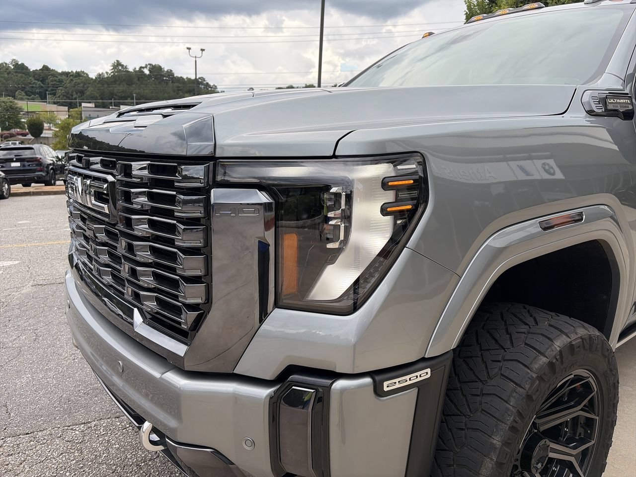 Used 2024 Sterling Metallic GMC Denali Ultimate image 11