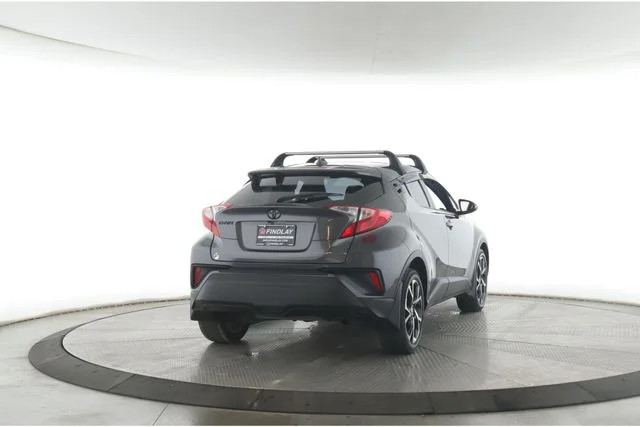 Used 2021 Gray Toyota XLE image 7