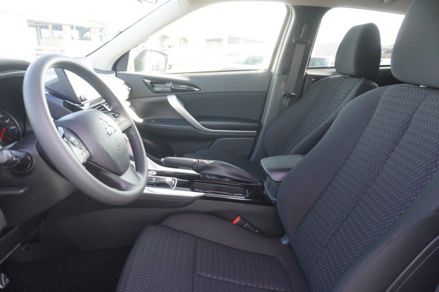 New 2026 Alloy Silver Metallic Mitsubishi ES image 17