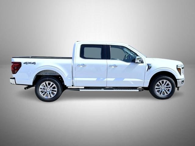 New 2026 Star White Metallic Tri-Coat Ford Lariat image 32