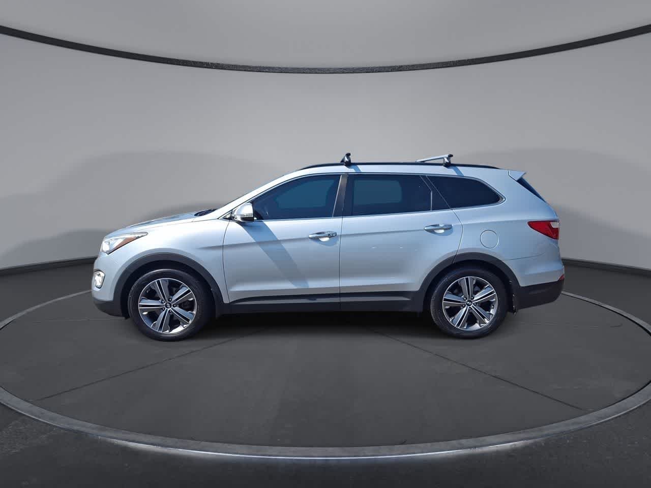 Used 2016 Circuit Silver Hyundai SE image 5