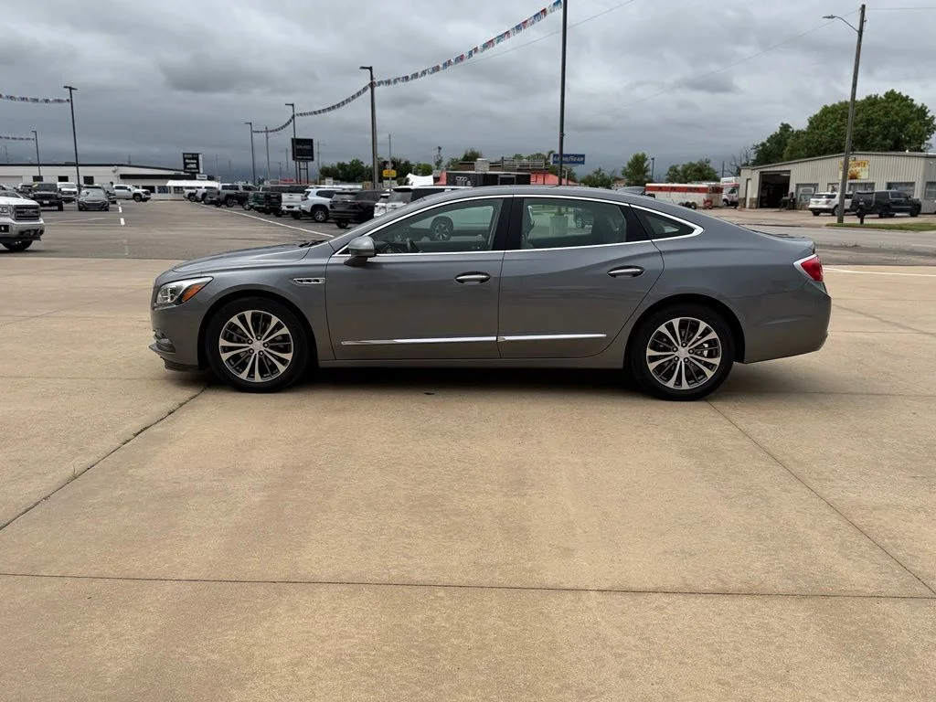 Used 2019 Gray Buick Premium I Group image 7