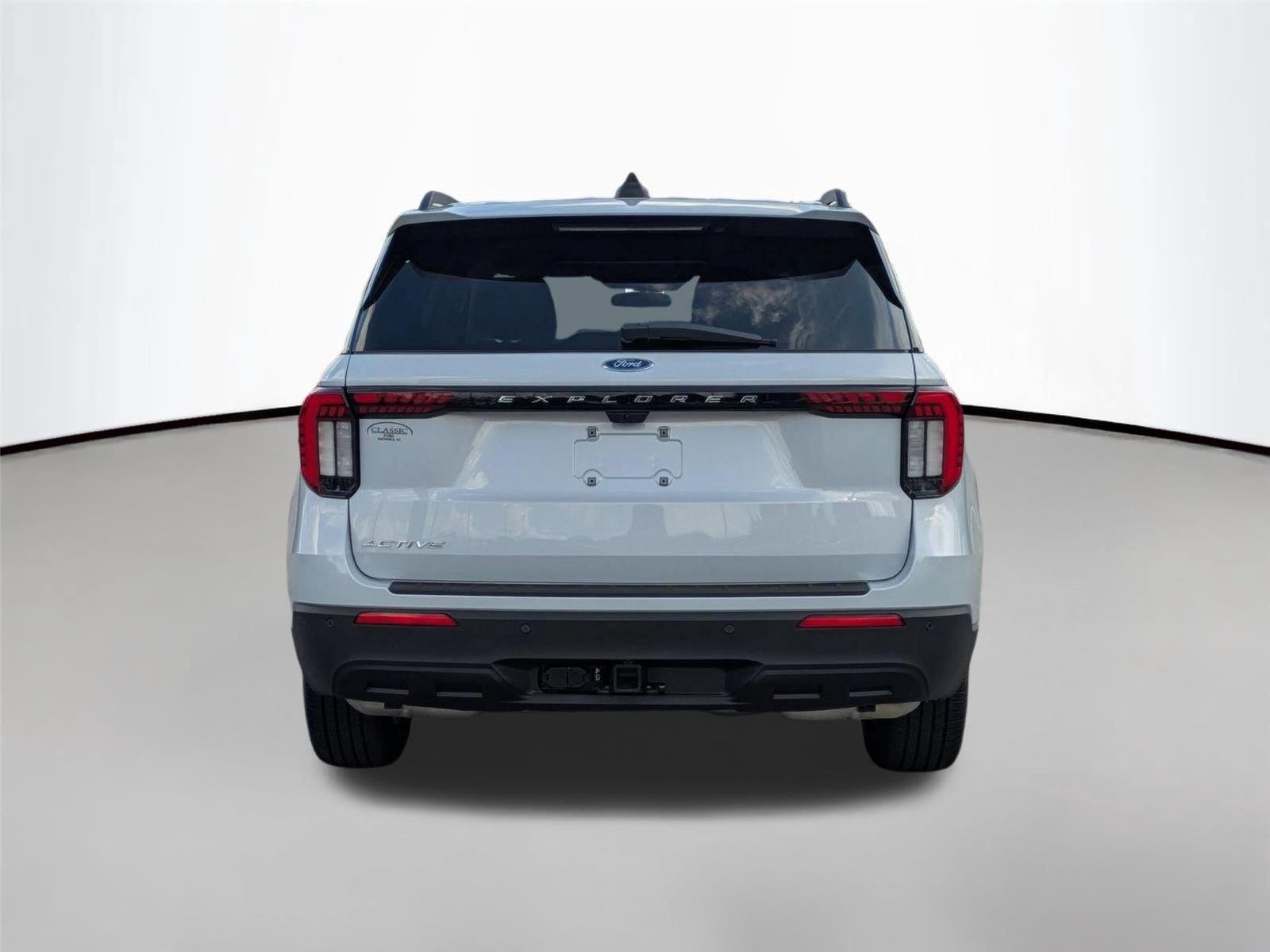 New 2026 Space White Metallic Ford Active image 6
