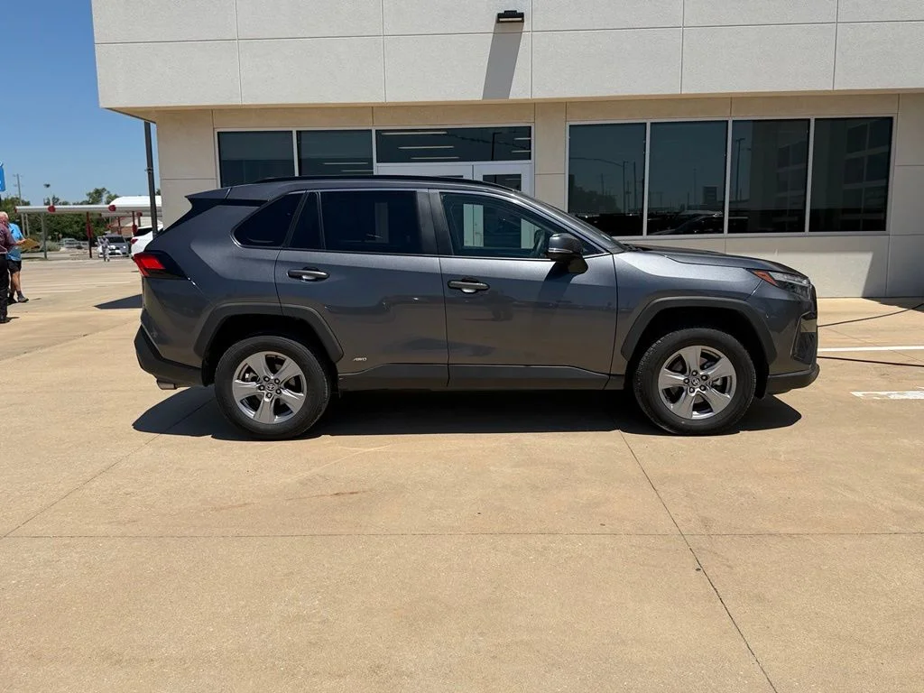 Used 2025 Gray Toyota LE image 3