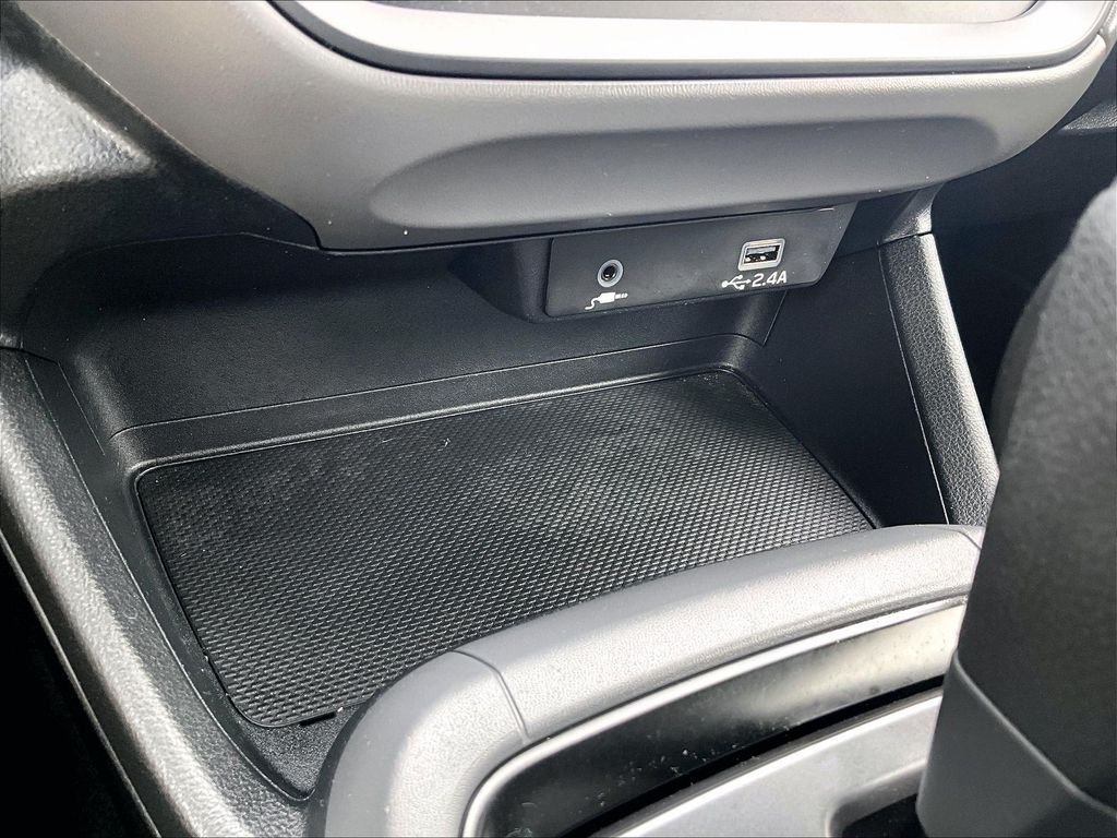 Used 2024 Black Subaru Base image 27