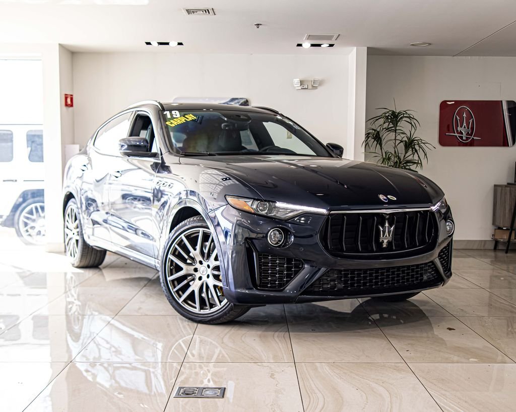 Used 2019 White Maserati S GranSport image 5