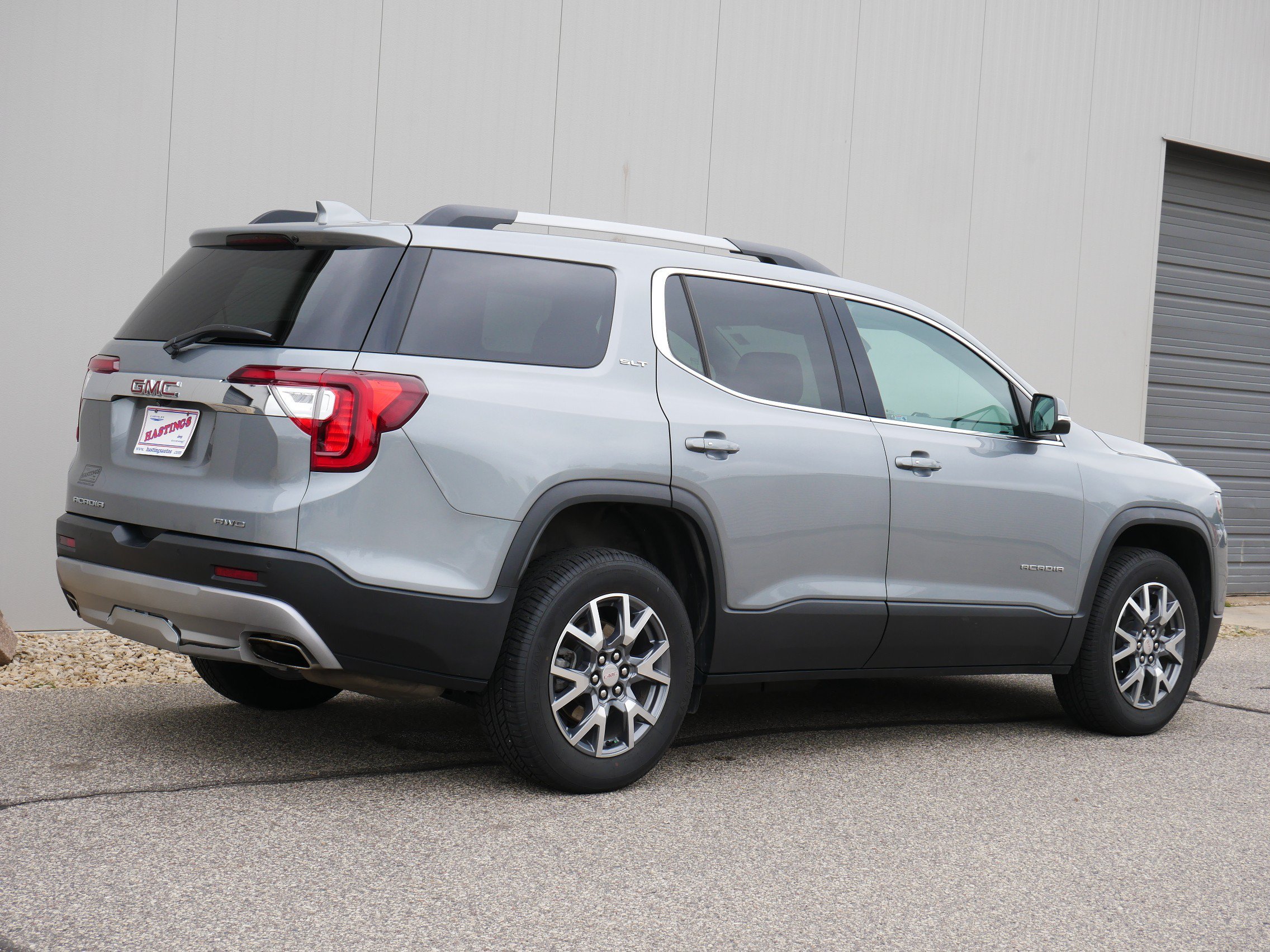 Certified Used 2023 Sterling Metallic GMC SLT image 5