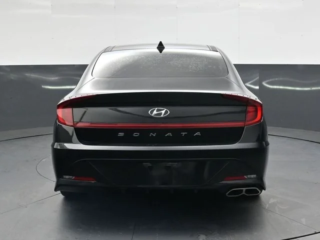 Used 2020 Black Hyundai SEL image 5