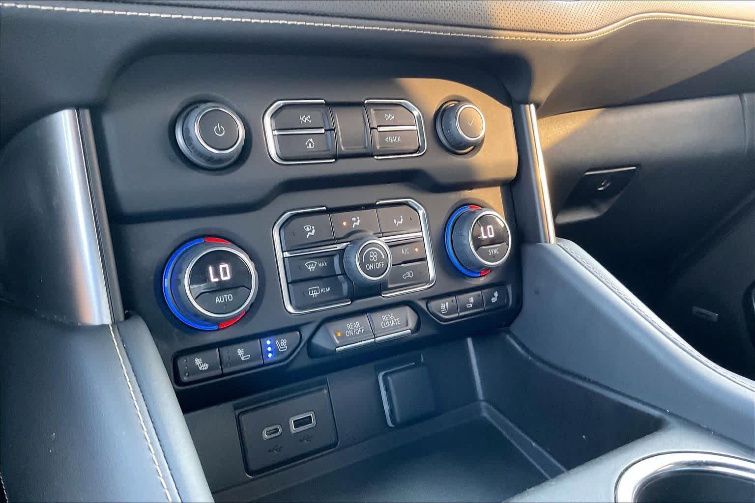 Used 2023 Black Chevrolet Premier image 31