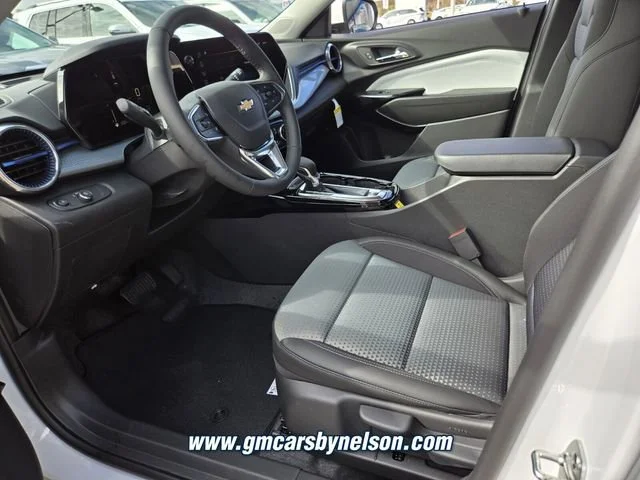 2026 Chevrolet Trax LT - Photo 7