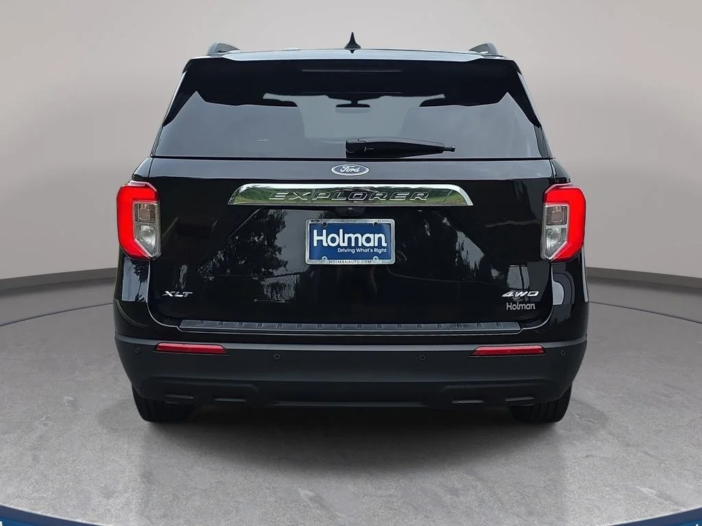 Certified Used 2023 Black Metallic Ford XLT image 6
