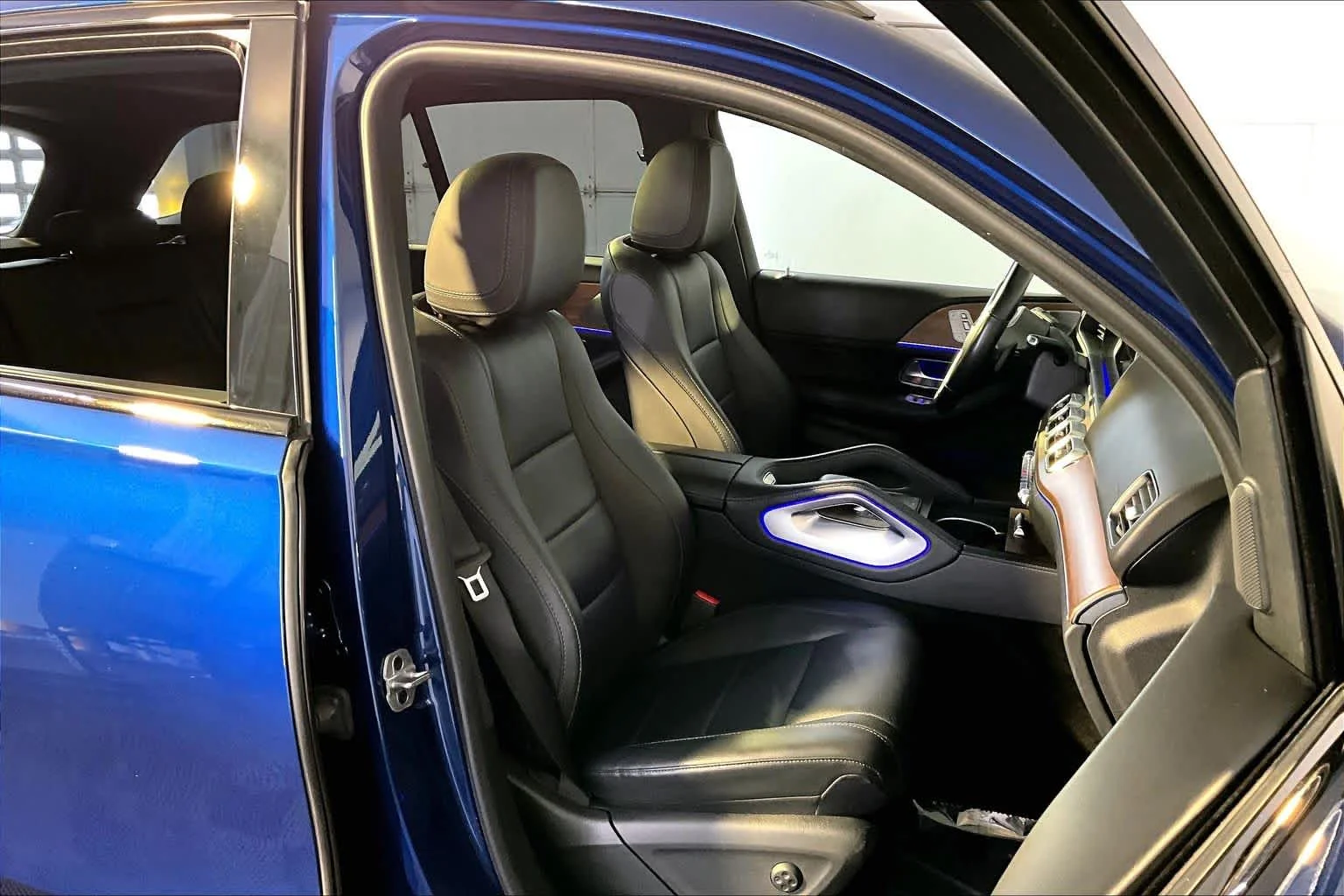 Certified Used 2022 Brilliant Blue Metallic Mercedes-Benz GLE 350 image 14