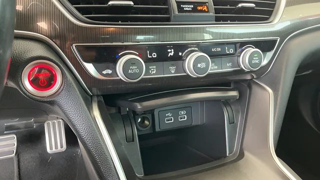 Used 2022  Honda Sport image 13