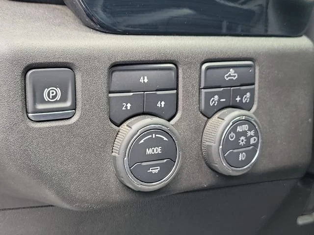 2025 Chevrolet Silverado 2500HD LT - Photo 24