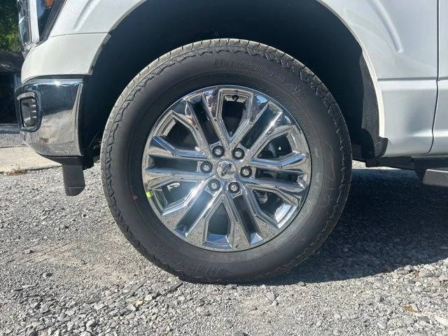 New 2026 White Ford Lariat image 26