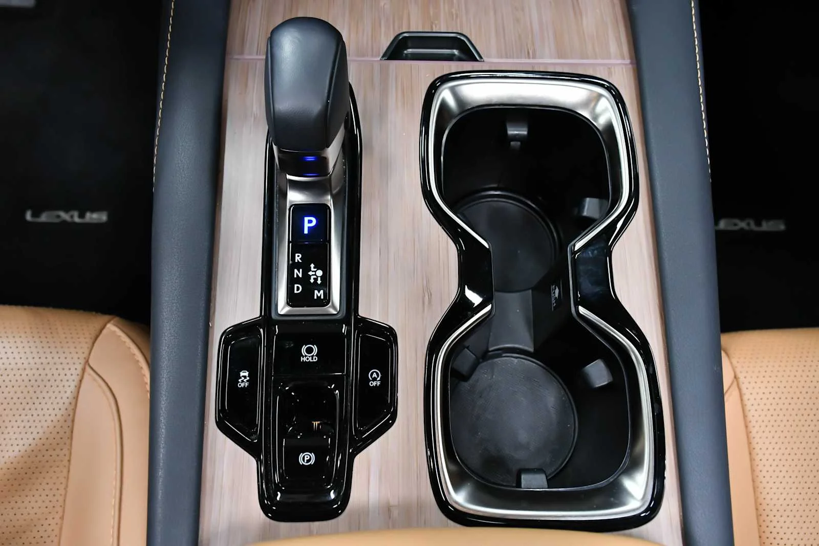 Used 2025 Copper Crest Lexus Premium Plus image 20