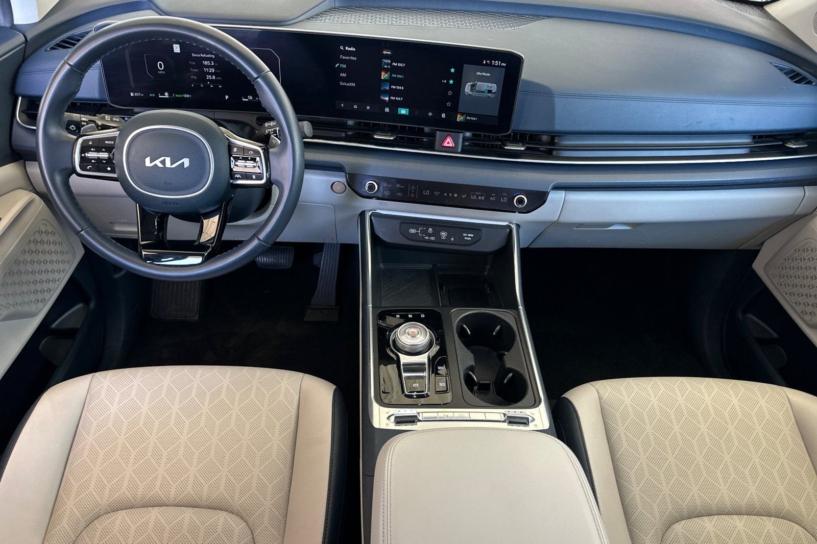 Used 2025 White Kia SX image 14