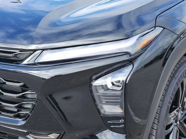 New 2026 Mosaic Black Metallic Chevrolet ACTIV image 10