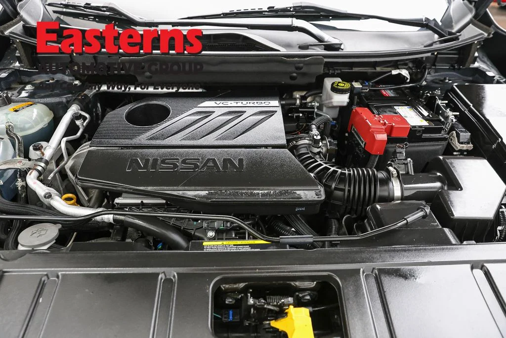 Used 2023 Black Nissan S image 7