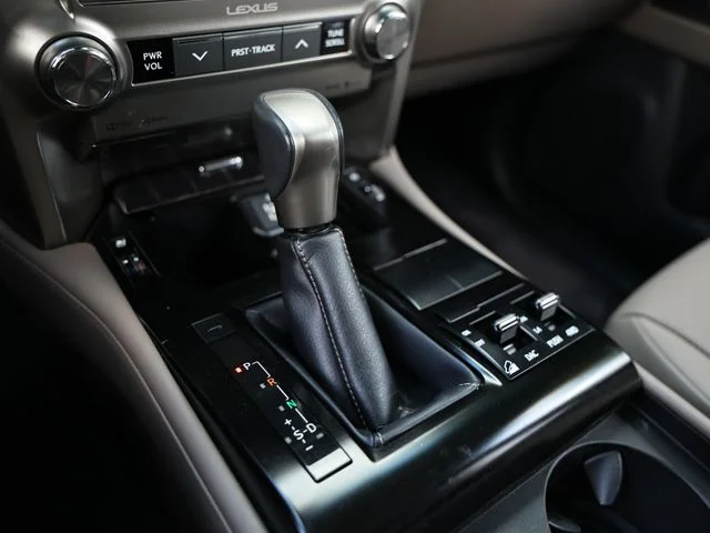 Used 2020 Silver Lexus 460 image 41