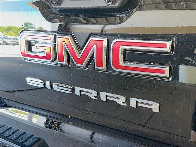 New 2026 Onyx Black GMC Elevation image 32