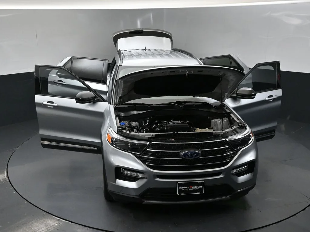 Used 2024 Silver Ford XLT image 43