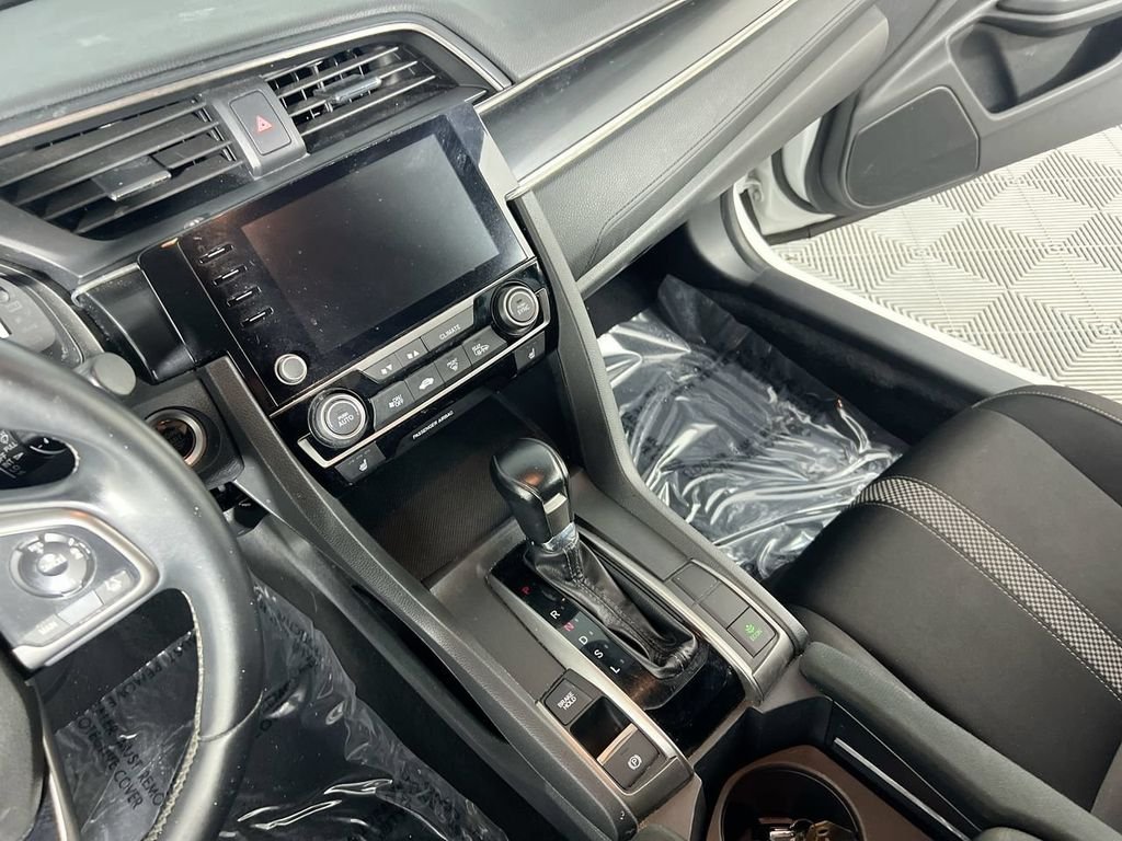 Used 2020 White Honda EX image 18