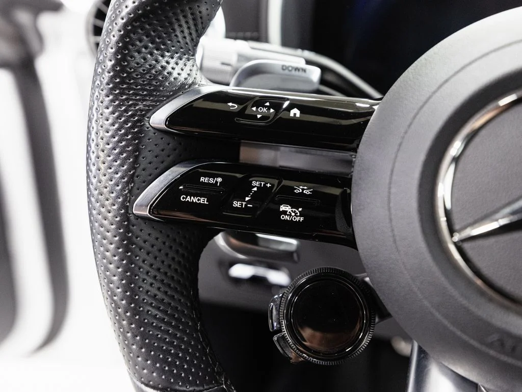 Used 2022 MANUFAKTUR Moonlight White Metallic Mercedes-Benz SL 55 AMG® image 12