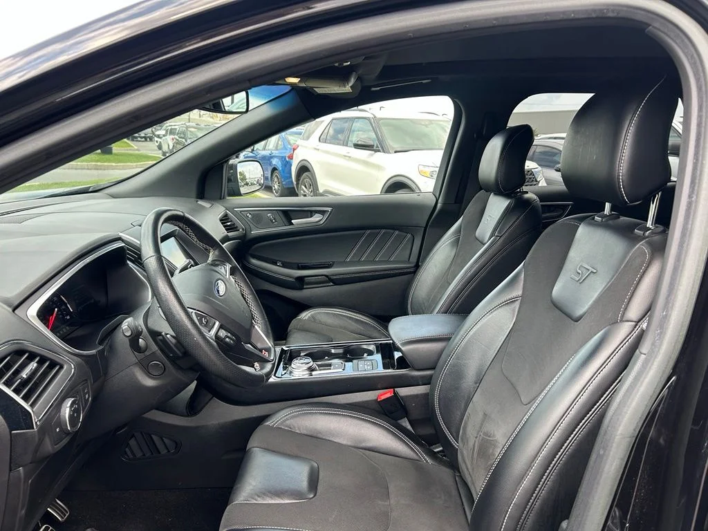 Used 2019 Black Metallic Ford ST image 13