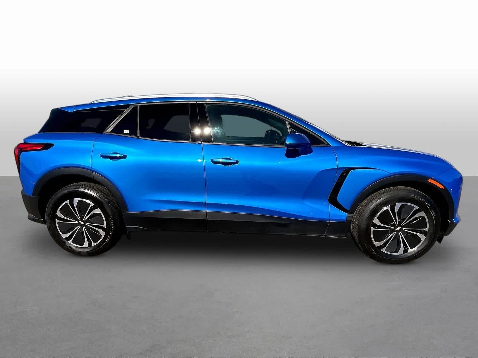 2024 Chevrolet Blazer EV LT - Photo 8