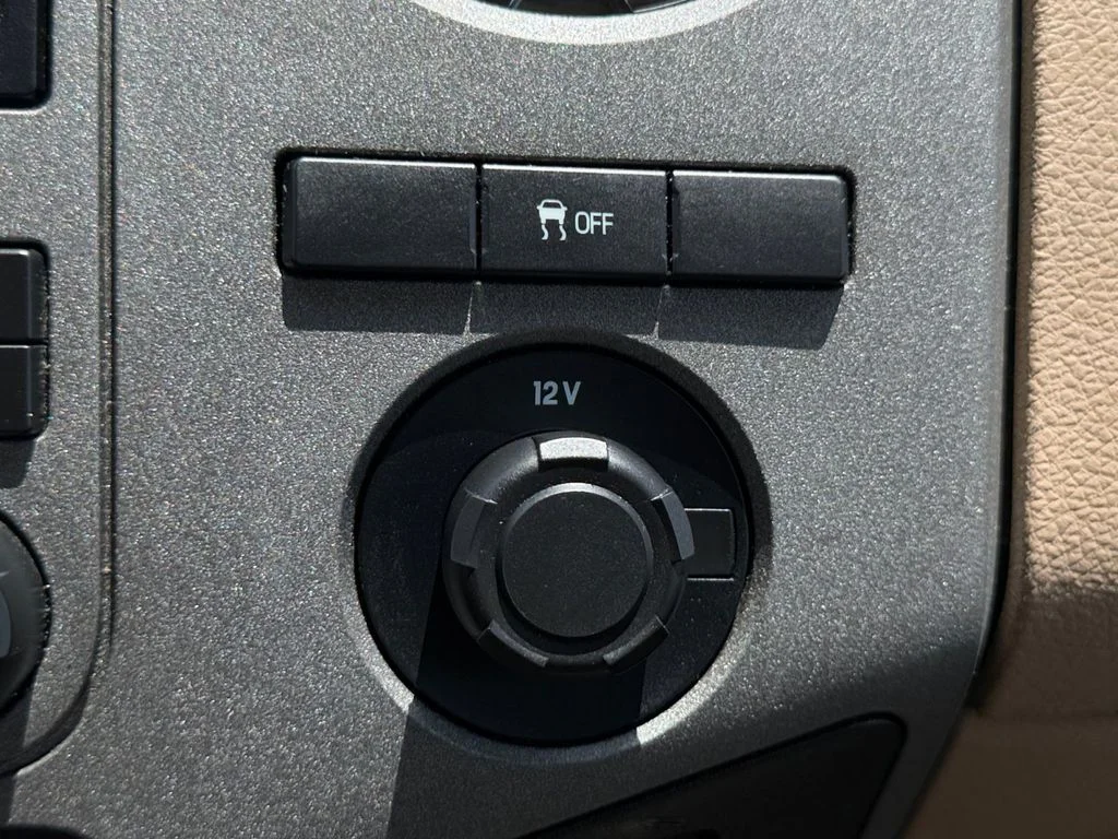 Used 2011 Black Ford XLT image 21