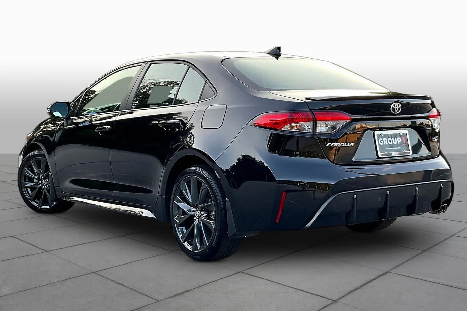 Certified Used 2025 Midnight Black Metallic Toyota SE image 12