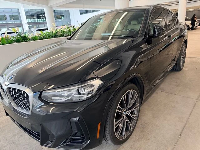 Used 2022 Black BMW xDrive30i image 31